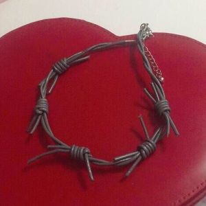 Barbed Wire Choker!